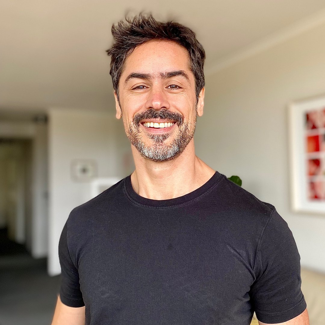 Matías Novoa, entrenador y creador de la clase